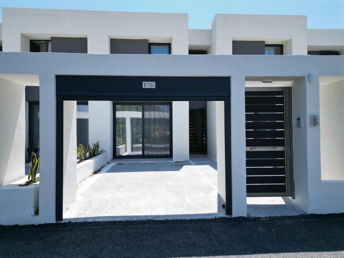Serene Villas Halkidiki - Cfront Private Pool ネア・イラクリア エクステリア 写真